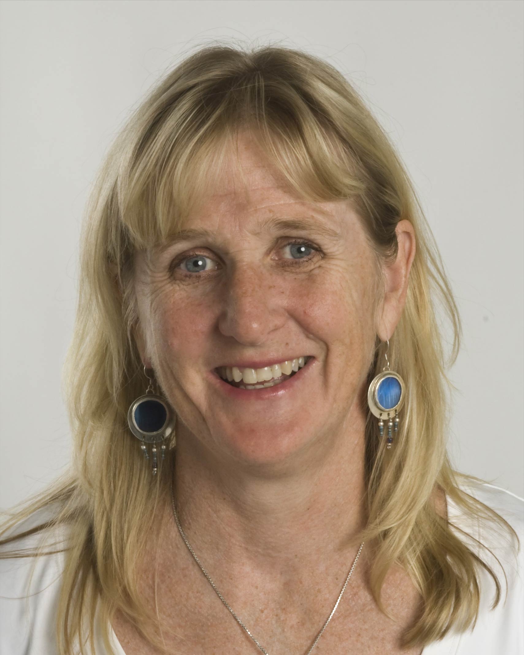 Dr. Christine Loock